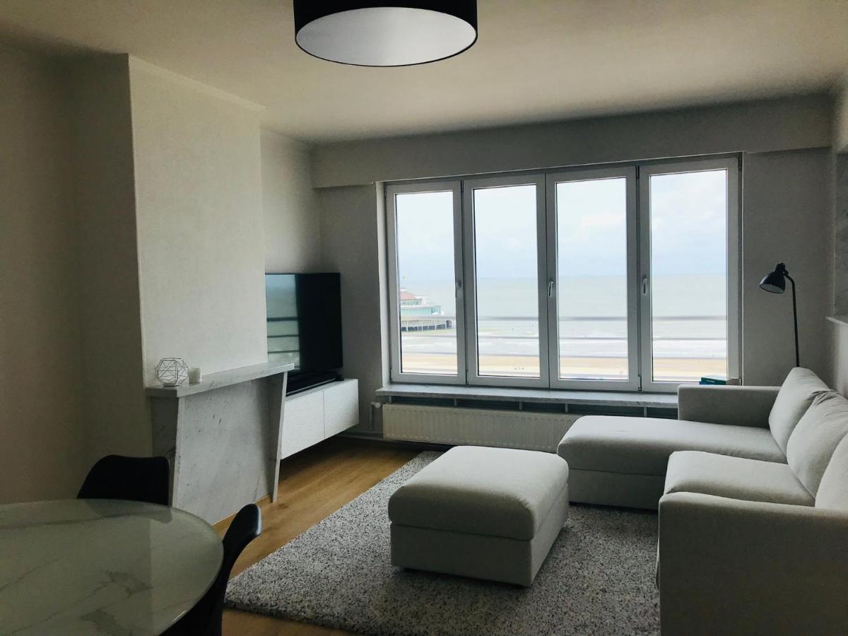 Ruim Appartement Met Zeezicht Blankenberge Exterior photo